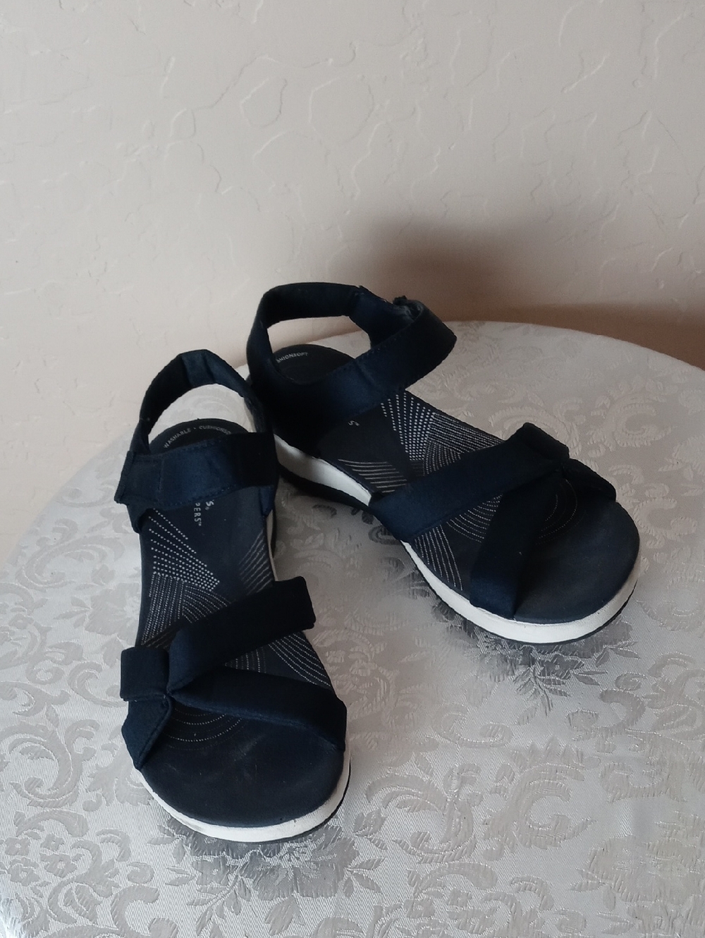 Clarks Cloudsteppers Dark Blue Strappy Comfort Sandals